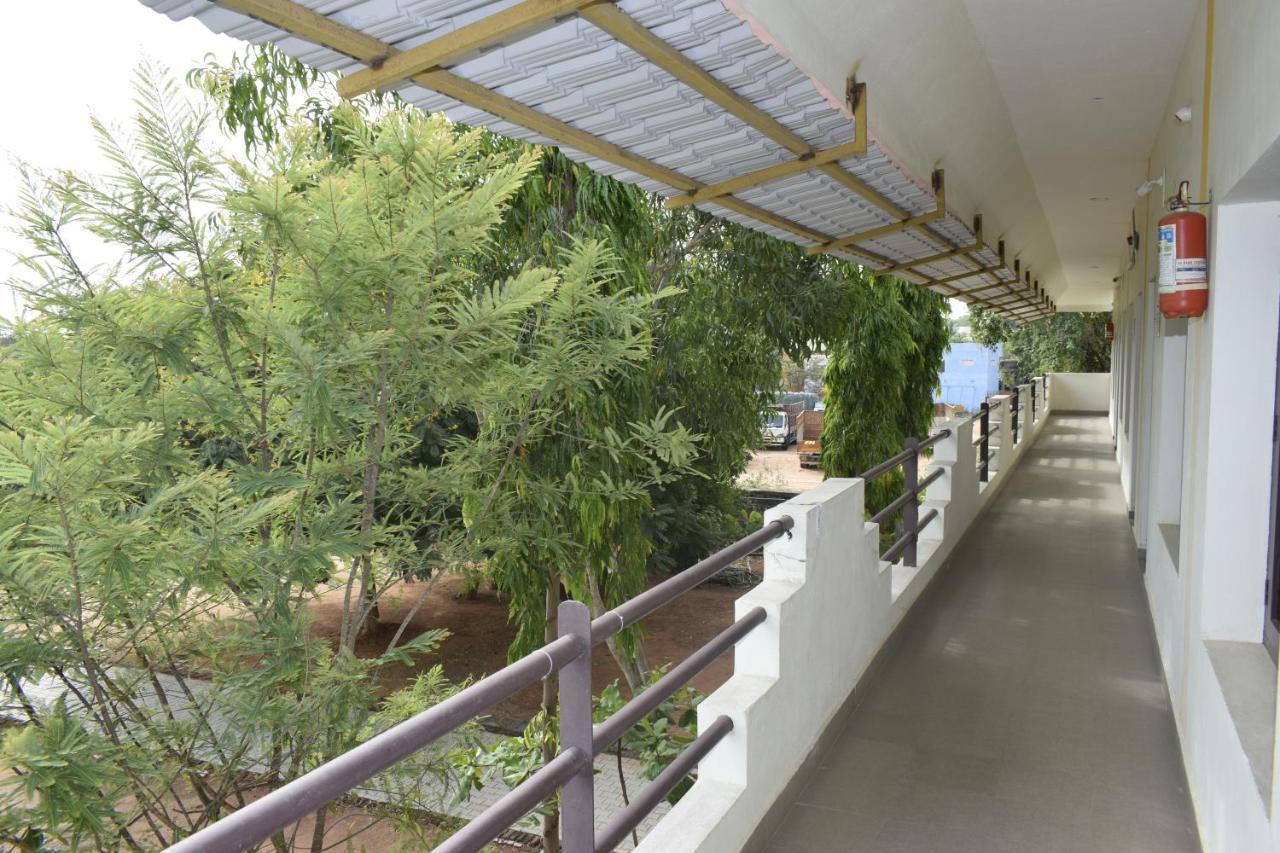 Rani Residency Ξενοδοχείο Ποντισερί Εξωτερικό φωτογραφία